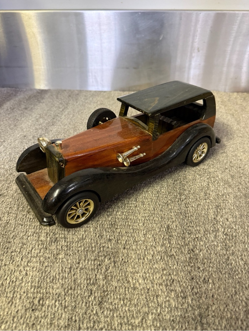 Vintage-Style Wooden Toy Car in Black and Brown - Classic Kids Vehicle